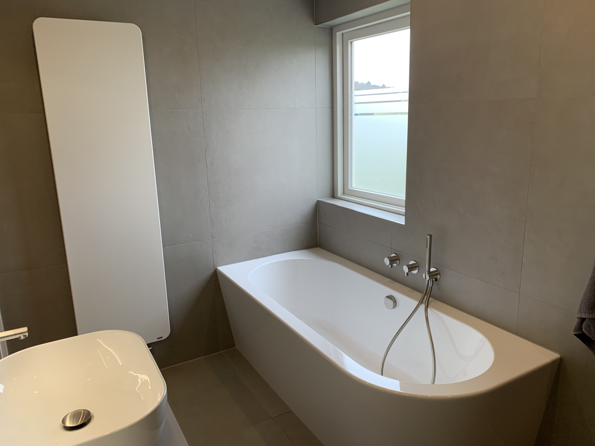    content 09 portfolio rvskranen maatwerkbadmeubels badkamers sheerenberg uwtegelzetters.jpeg  